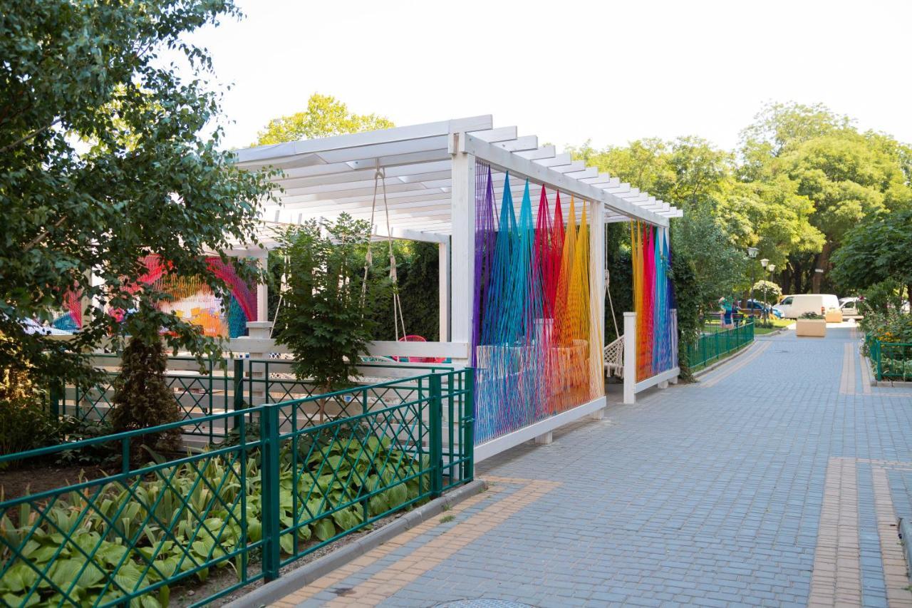 Ваша Квартира В Одессе - У Самого Моря! Odesa Exterior foto