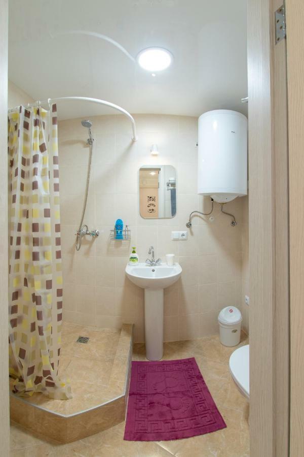 Ваша Квартира В Одессе - У Самого Моря! Odesa Habitación foto